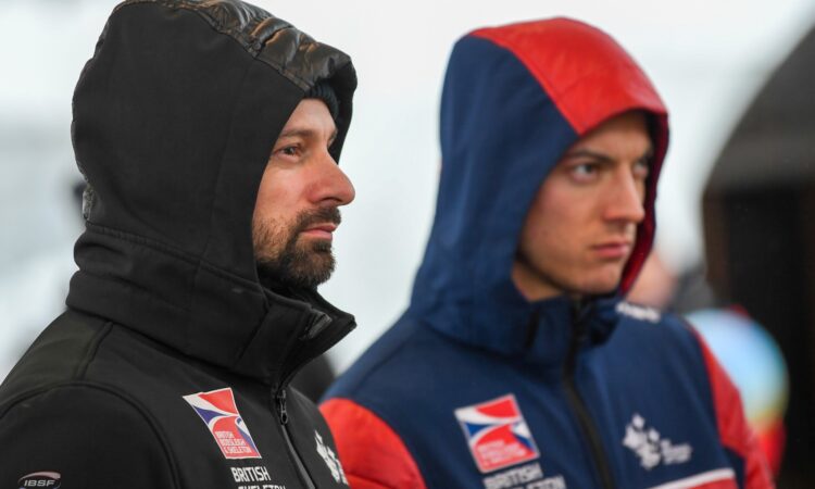 Martins Dukurs un Mets Vestons