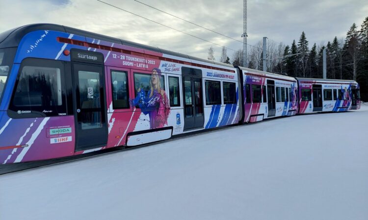 Tramvajs ar PČ logo Tamperē