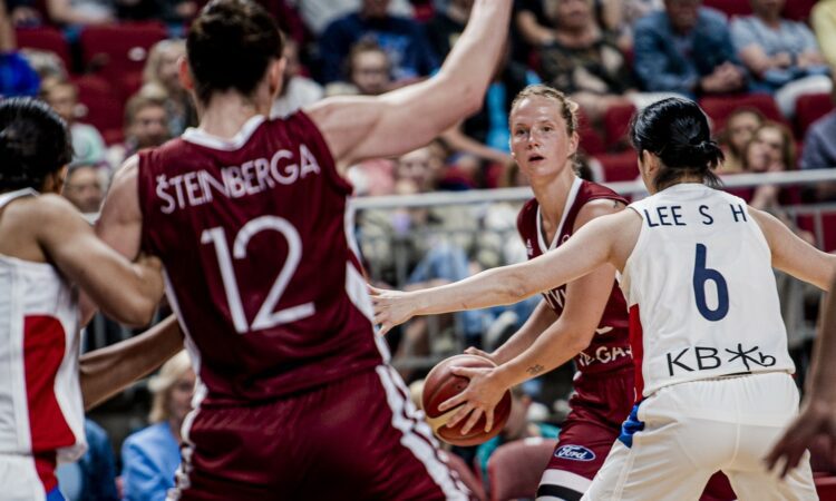 Latvijas sieviešu basketbola izlase