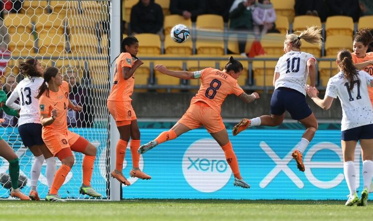 ASV un Nīderlandes sieviešu futbola izlases