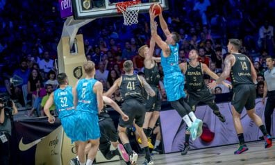 Spānijas basketbola izlase pret Luku Dončiču