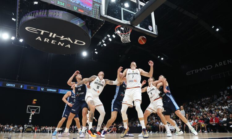 Vācijas un Grieķijas basketbola izlases