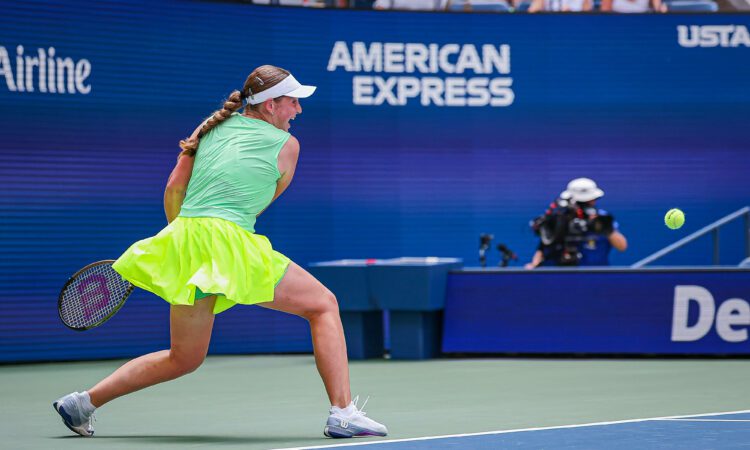 Aļona Ostapenko