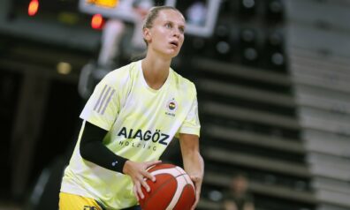 Laksa “Fenerbahce” uzvarā realizē vienu tālmetienu