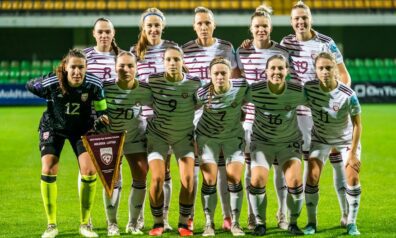 Latvijas sieviešu futbola izlase