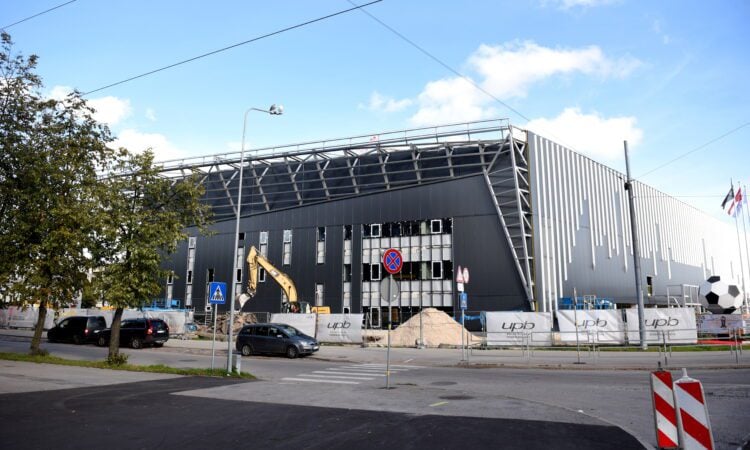 Daugavas stadiona vieglatlētikas manēža