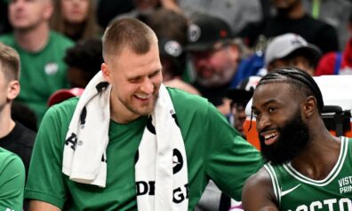 Kristaps Porziņģis un Džeilens Brauns