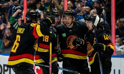 Bļugera “Canucks” turpina lieliski un dzen “Oilers” vēl lielākā izmisumā