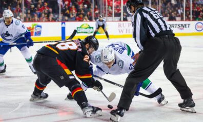 Bļugeram un “Canucks” svarīga uzvara pret “Flames”