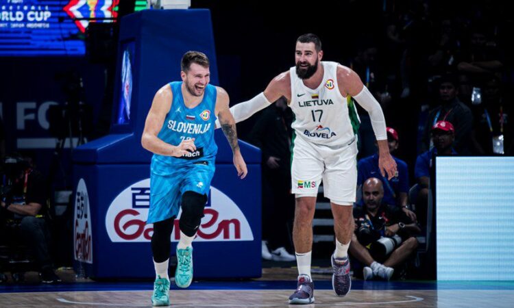 Luka Dončičs un Jons Valančūns