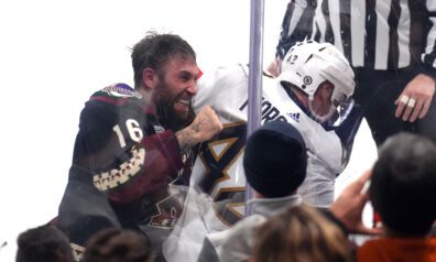 “Coyotes” uzbrucējs saņem diskvalifikāciju uz trīs spēlēm