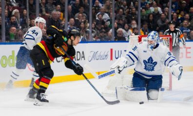 Bļugers turpina “spiest gāzi grīdā” un ir rezultatīvs arī pret “Maple Leafs”