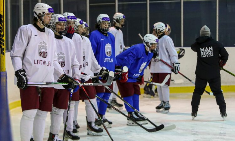 Latvijas U18 hokeja izlase