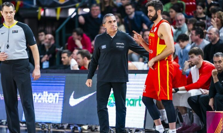 Serdžo Skariolo un Rikijs Rubio