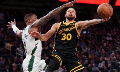 “Warriors” pēc sagrāves Bostonā “atdzimst” un uzvar citu Austrumu grandu