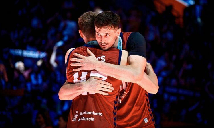 Artūrs Kurucs un Rodions Kurucs