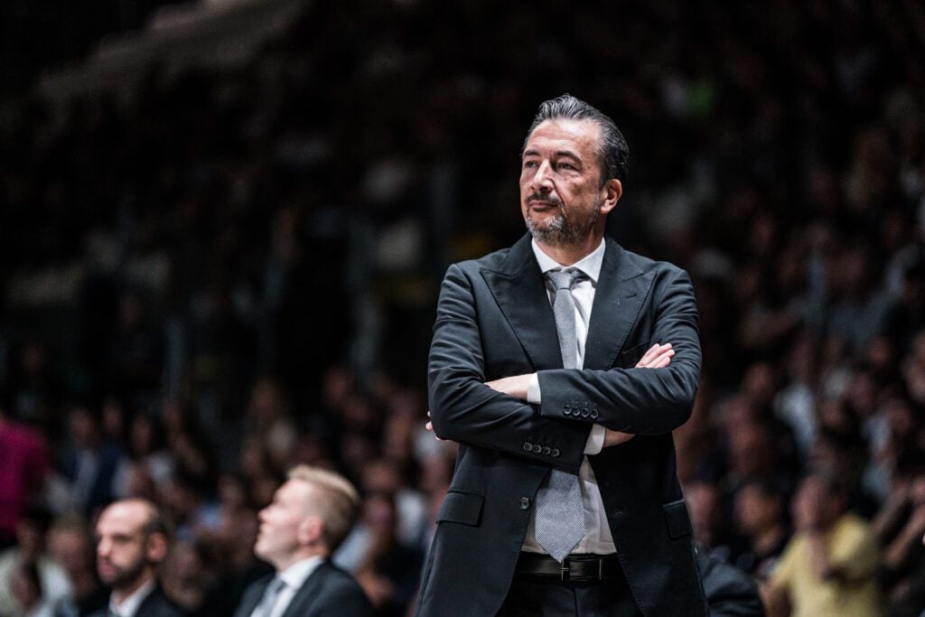 Medijs: Spānijas klubs izskata Banki uz galvenā trenera amatu ...