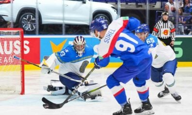 Kazahstānas un Slovākijas hokejisti