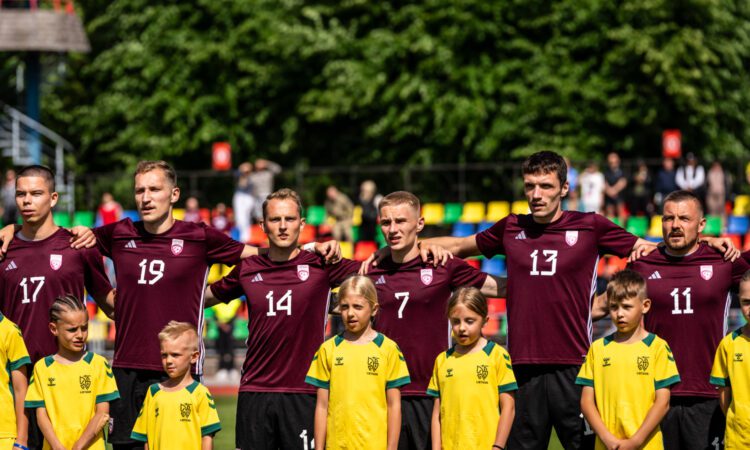 Latvijas futbola izlase