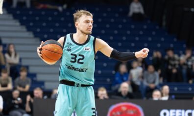 Ar Žagara lielisko spēli ir par maz, “Wolves” sezonu noslēdz ceturtajā pozīcijā