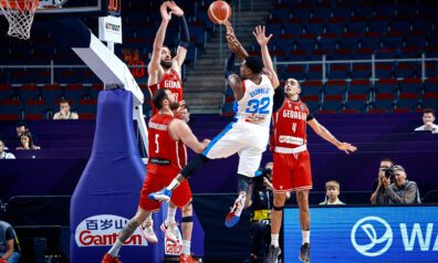 Filipīnu un Gruzijas basketbolisti