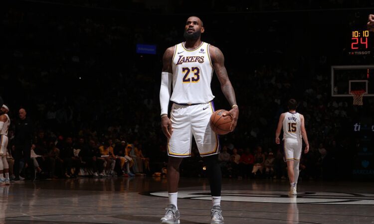 Lebrons Džeimss