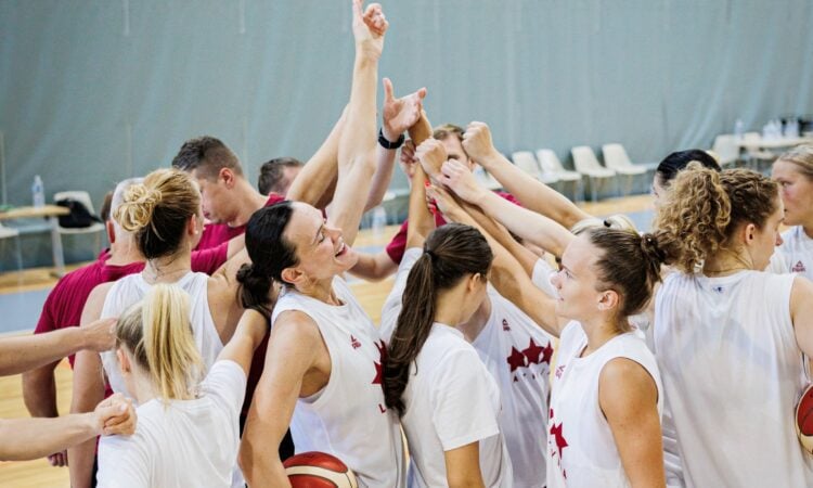 Latvijas sieviešu basketbola izlase