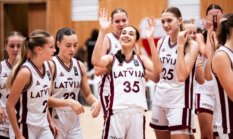 Latvijas U16 sieviešu basketbola izlase