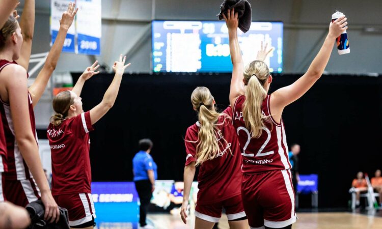 Latvijas U16 sieviešu basketbola izlase