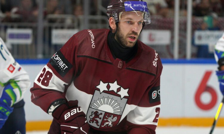 Zemgus Girgensons