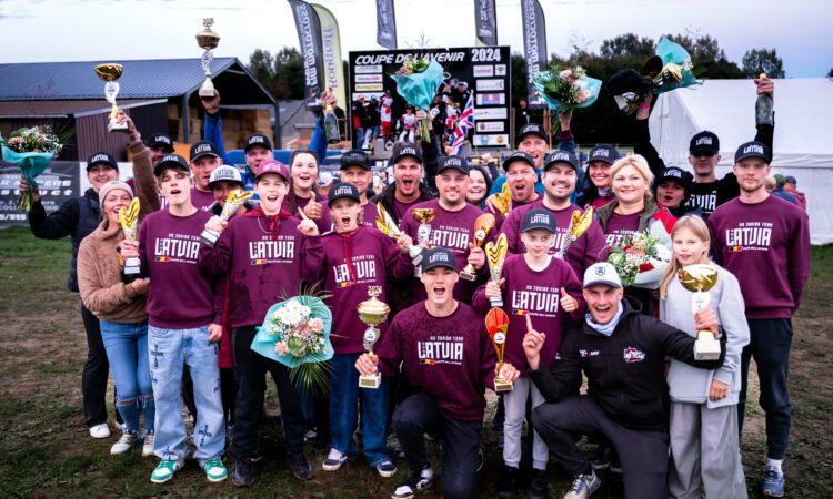 Latvijas junioru motokrosa izlase