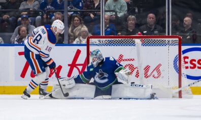 Fenomenālais Šilovs pret “Oilers” kļūst par vienu no mača zvaigznēm