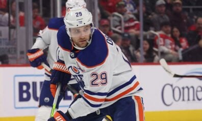 Draizaitls beidzot ieslēdzas pa īstam, “Oilers” uzvar papildlaikā