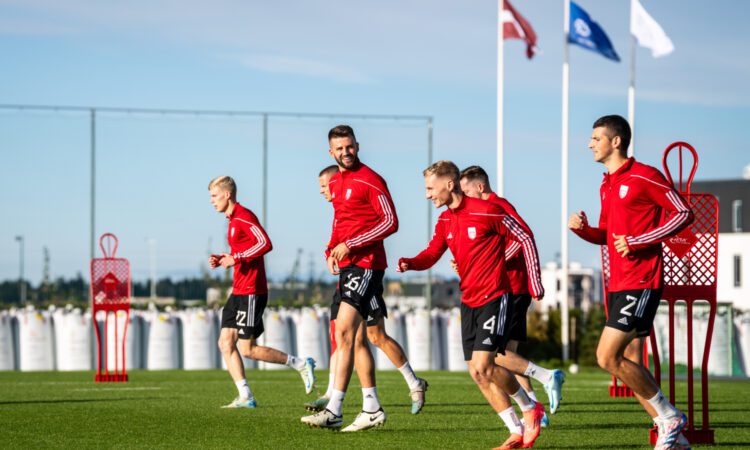 Latvijas futbola izlase