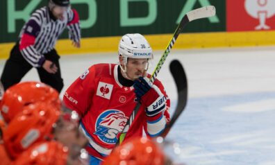 Balcers “eksplodē” un demonstrē žilbinošu sniegumu IIHF ČL pusfinālā