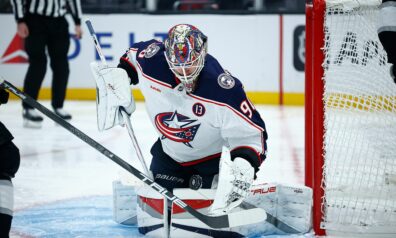 Merzļikins ielaiž vairākumā, “Blue Jackets” zaudējumu sērija turpinās