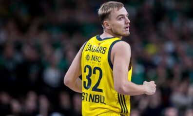 Kreatīvais Žagars piedzīvo izbīli, bet parāda aukstasinību un apklusina “Žalgiris” arēnu