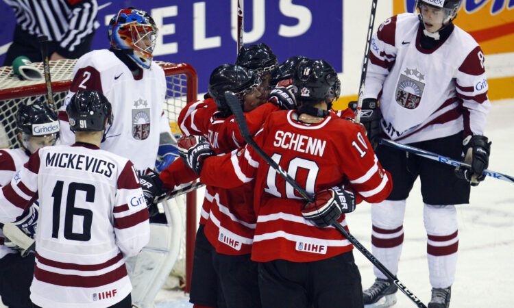Latvijas un Kanādas U20 izlašu spēle 2010. gada pasaules čempionātā