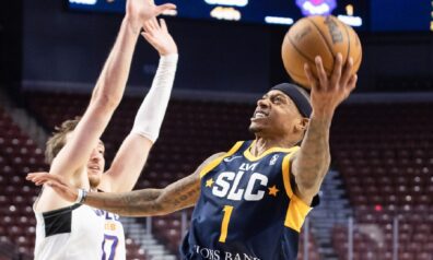 Bijušais NBA Zvaigžņu spēles dalībnieks gūst 40 punktus G līgas mačā