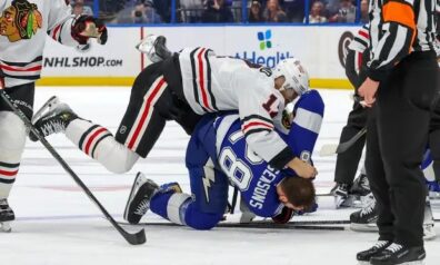 Girgensons nomet cimdus un izkaujas, “Lightning” zaudējums NHL pastarītei