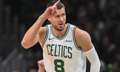 Produktīvais Porziņģis kopā ar “Celtics” zvaigznēm kaldina graujošu uzvaru