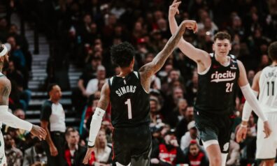 “Trail Blazers” turpina veiksmīgo nogriezni un apspēlē arī spēcīgo “Bucks”