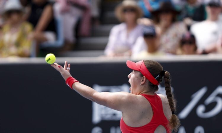 Aļona Ostapenko
