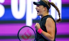 Aļona Ostapenko