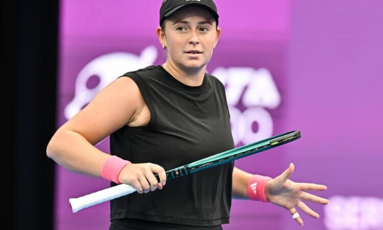 Aļona Ostapenko