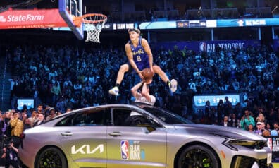 Maklangam trešais “Slam Dunk” tituls, Vembanjamu un Polu diskvalificē, Hero uzvar tālmetienos