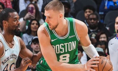 Porziņģim viļņveidīga spēle, “Celtics” tāpat turpina iespaidīgo uzvaru gājienu