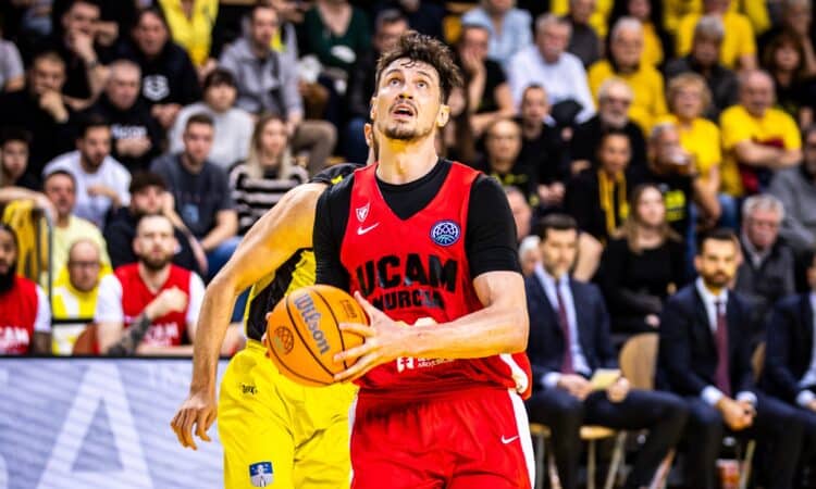 Rodions Kurucs