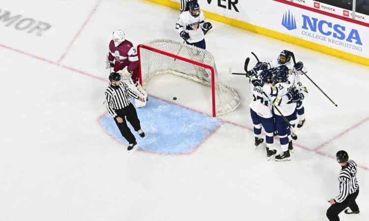Somijas U18 hokeja izlase pēc vārtu guvuma