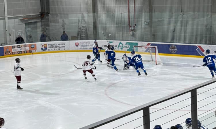 Latvijas U18 hokeja izlase